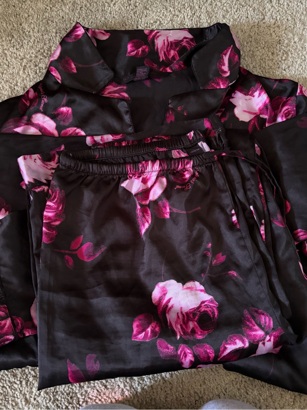 ‘Vintage’ Y2K Early 2000’s Victoria’s Secret Satin Pajama Set